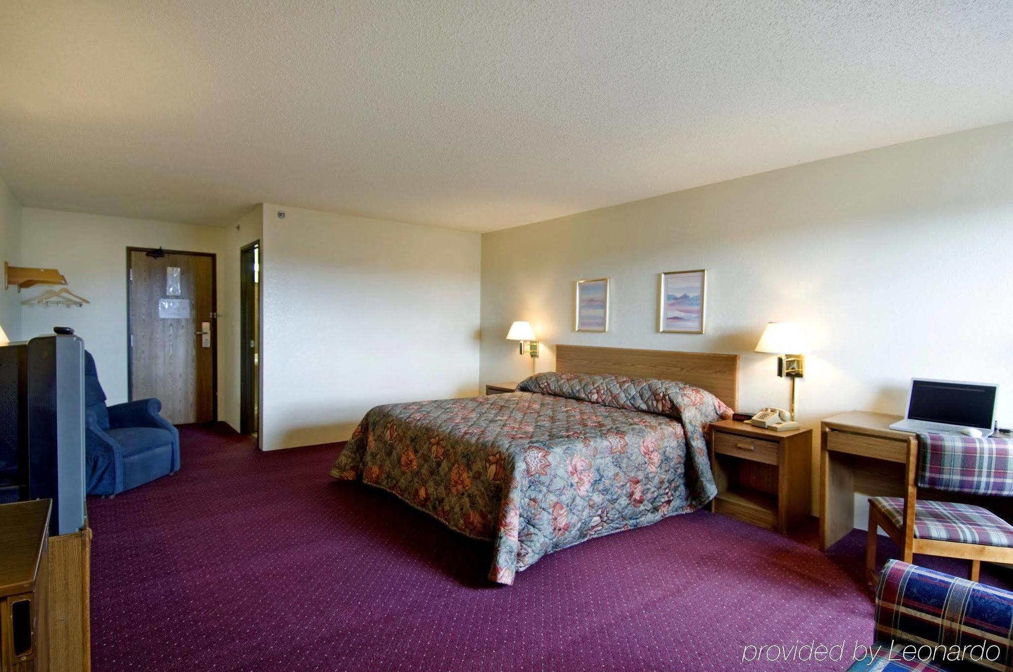 Quality Inn Streetsboro Oda fotoğraf
